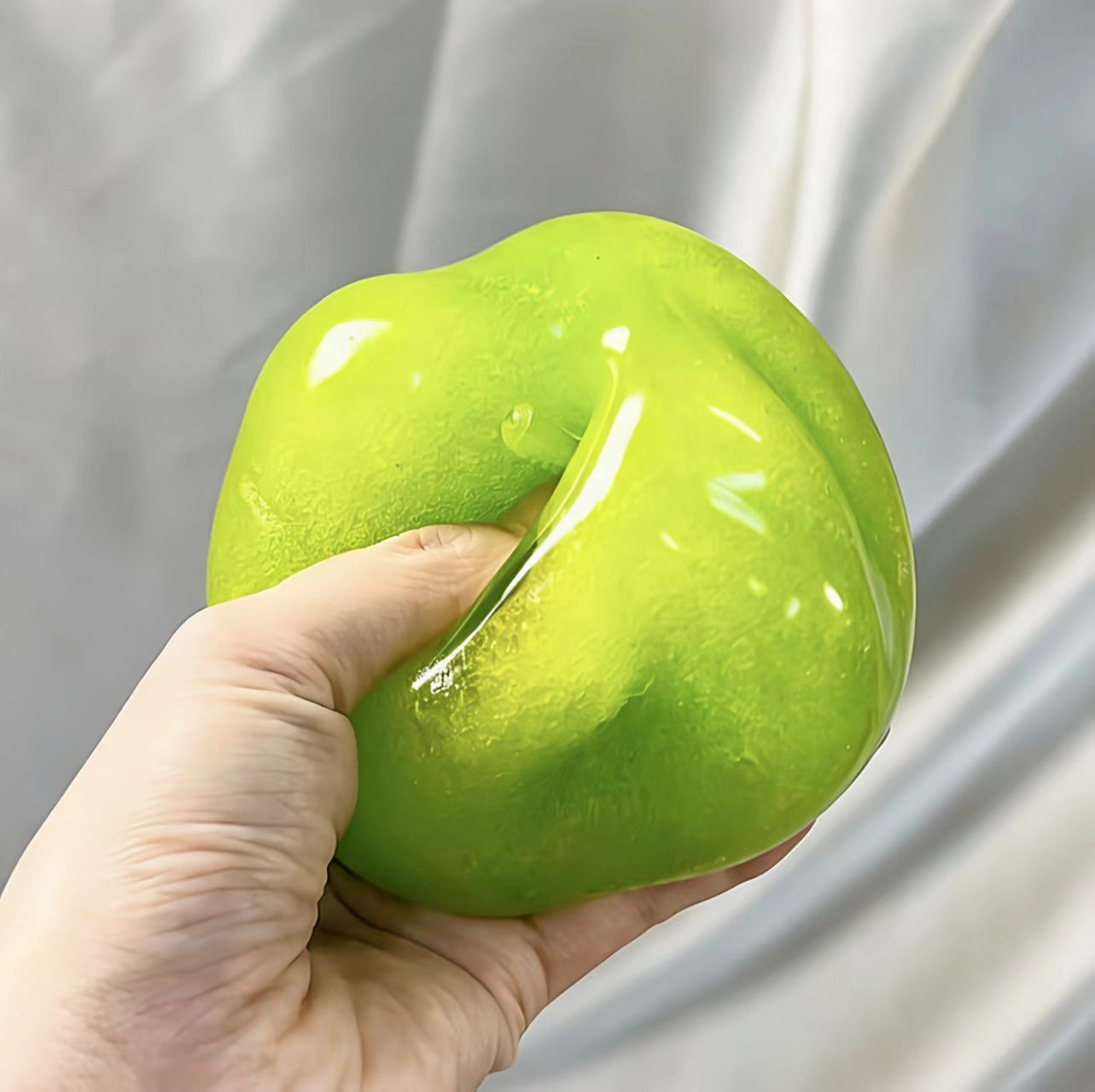Green Slushy Apple (Zero bounce-back) Squishy Fidget Toy(12-15 Days Wait)