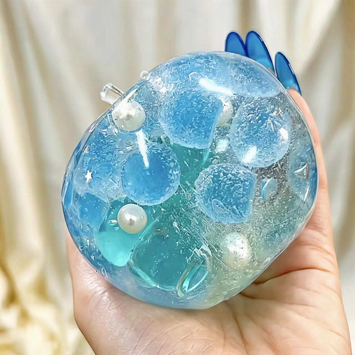 Medium Apple Squishy Fidget Toy for Stress Relief and Fun - Lynsolab