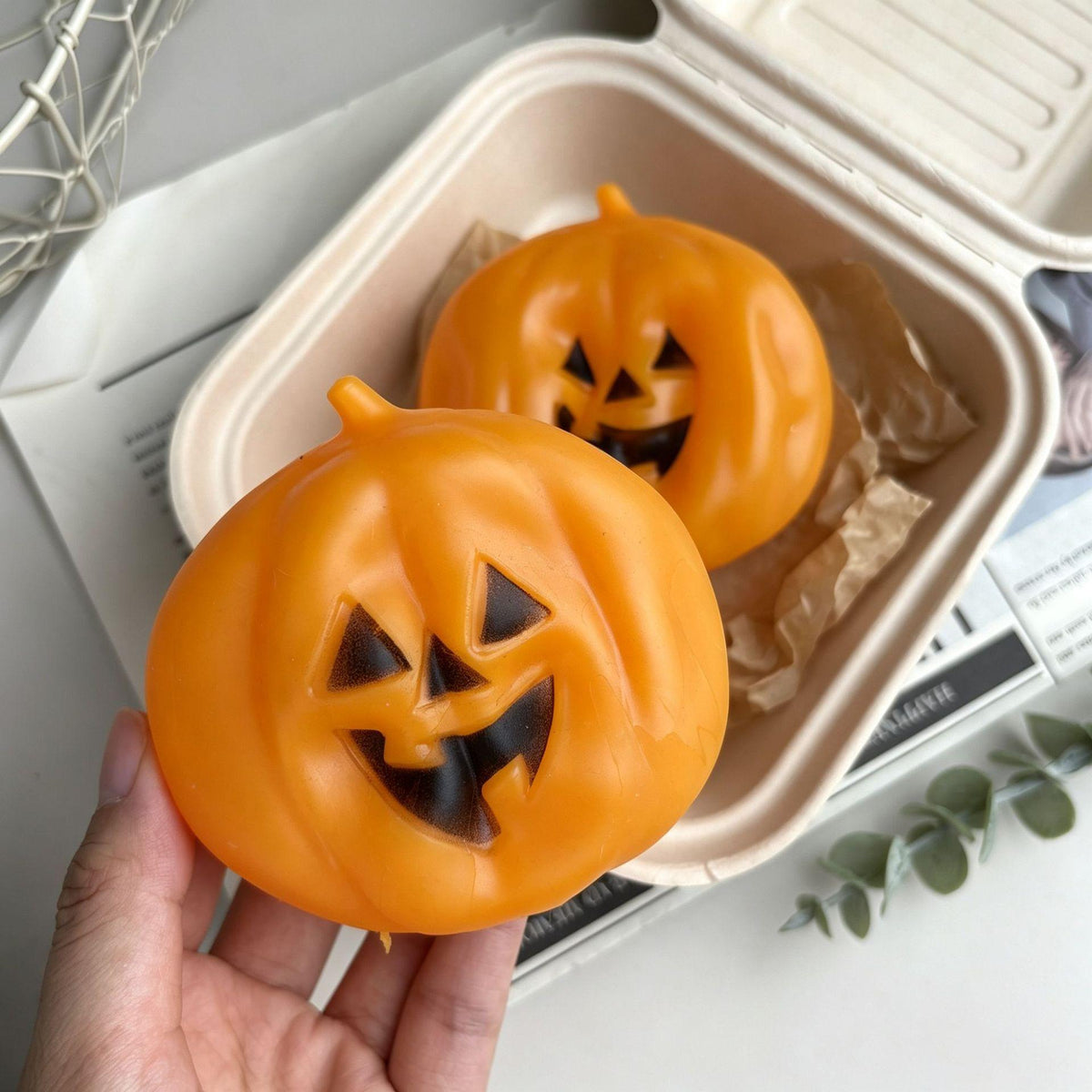 LYNSOLAB Moldable Calm Squishy Halloween Fidget Toy for Stress Relief