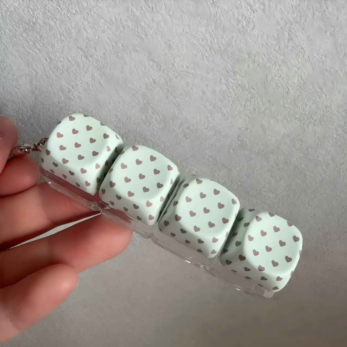 LYNSOLAB Y2K Keyboard Clicker Fidget Toy - Portable Keychain Stress Relief