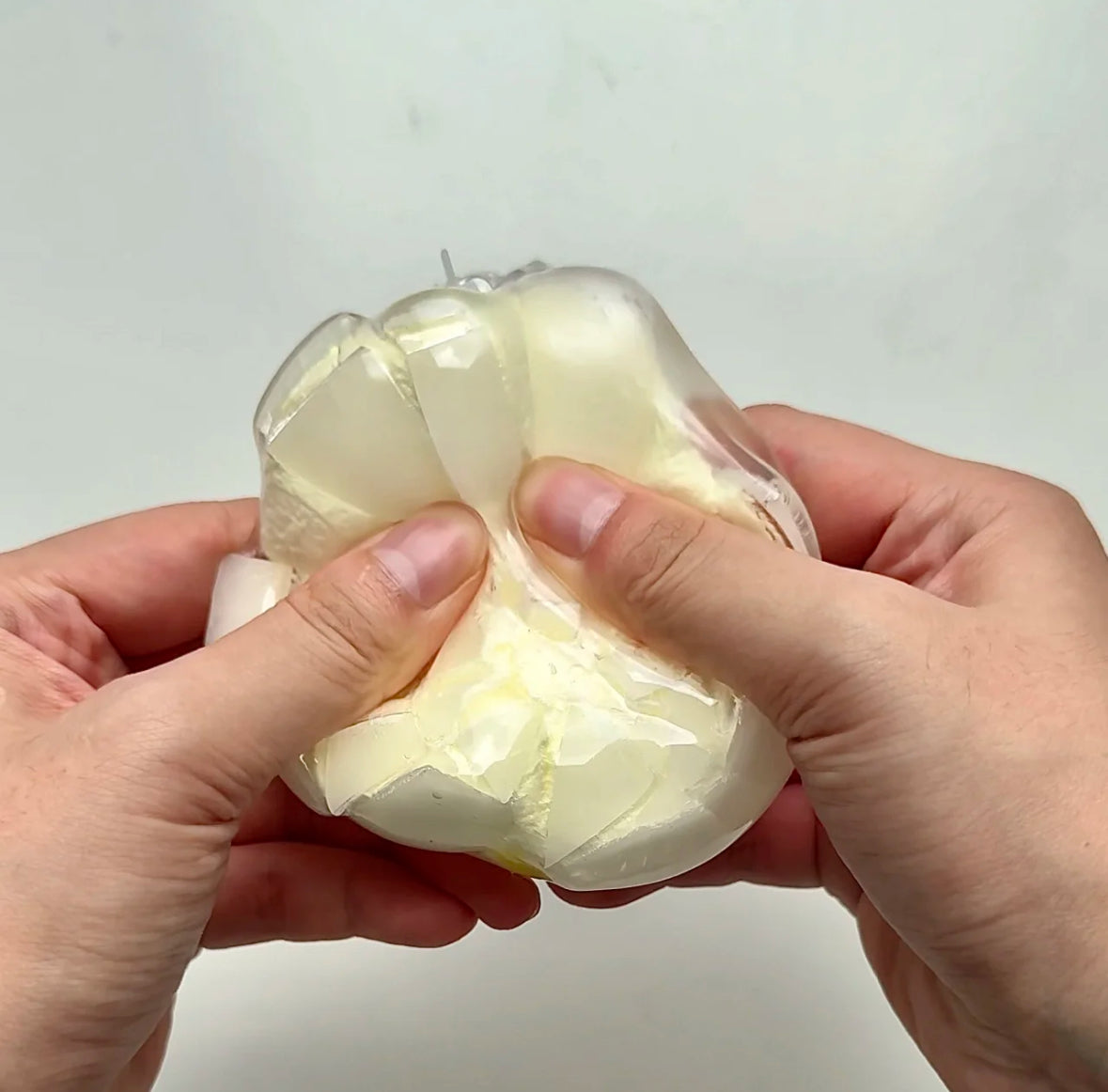 Yellow Cracking Wax ball Squishy Fidget Toy(Can’t Guarantee Perfect Uncracked Delivery) - Lynsolab