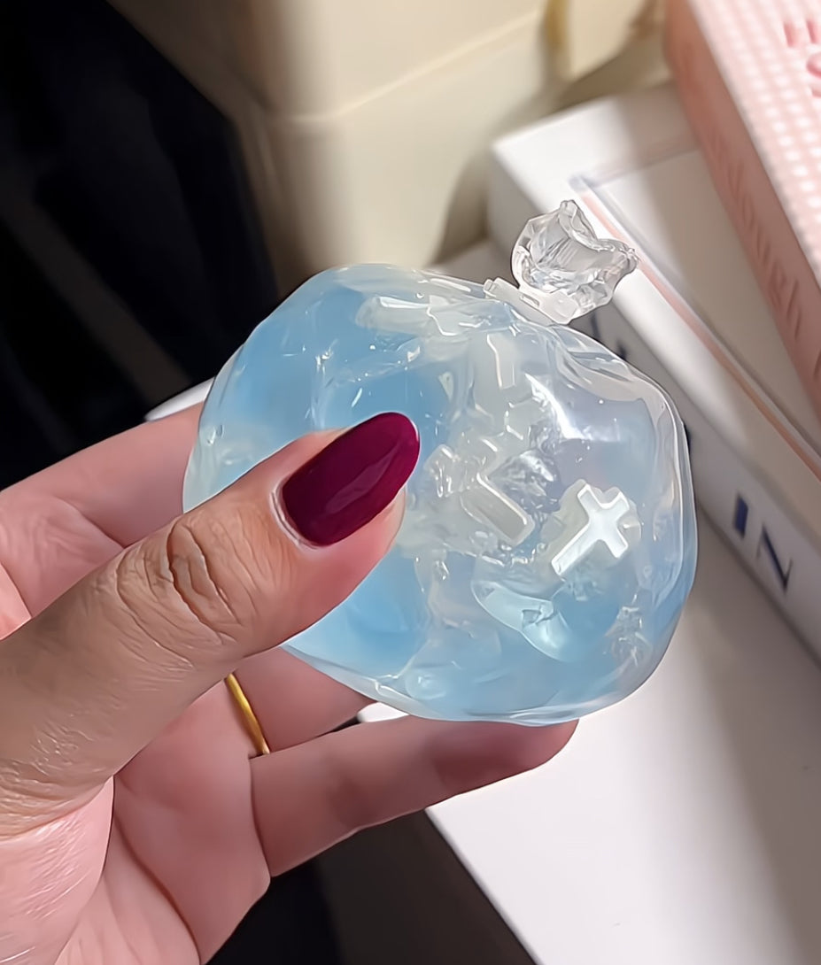 Stress Relief Strawberry Slushy Toy - The Ultimate Crystal Heart Fidget Companion - Lynsolab