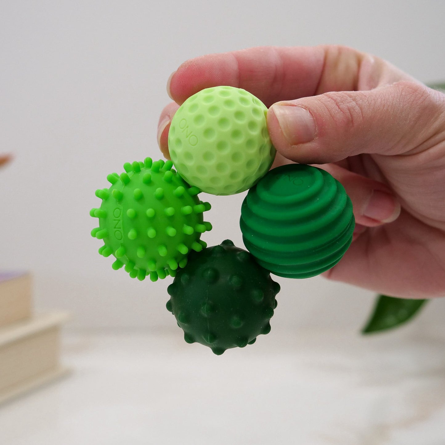 YNSOLAB Silicone Magnetic Fidget Balls Tactile Sensory Stress Relief Desk Toys