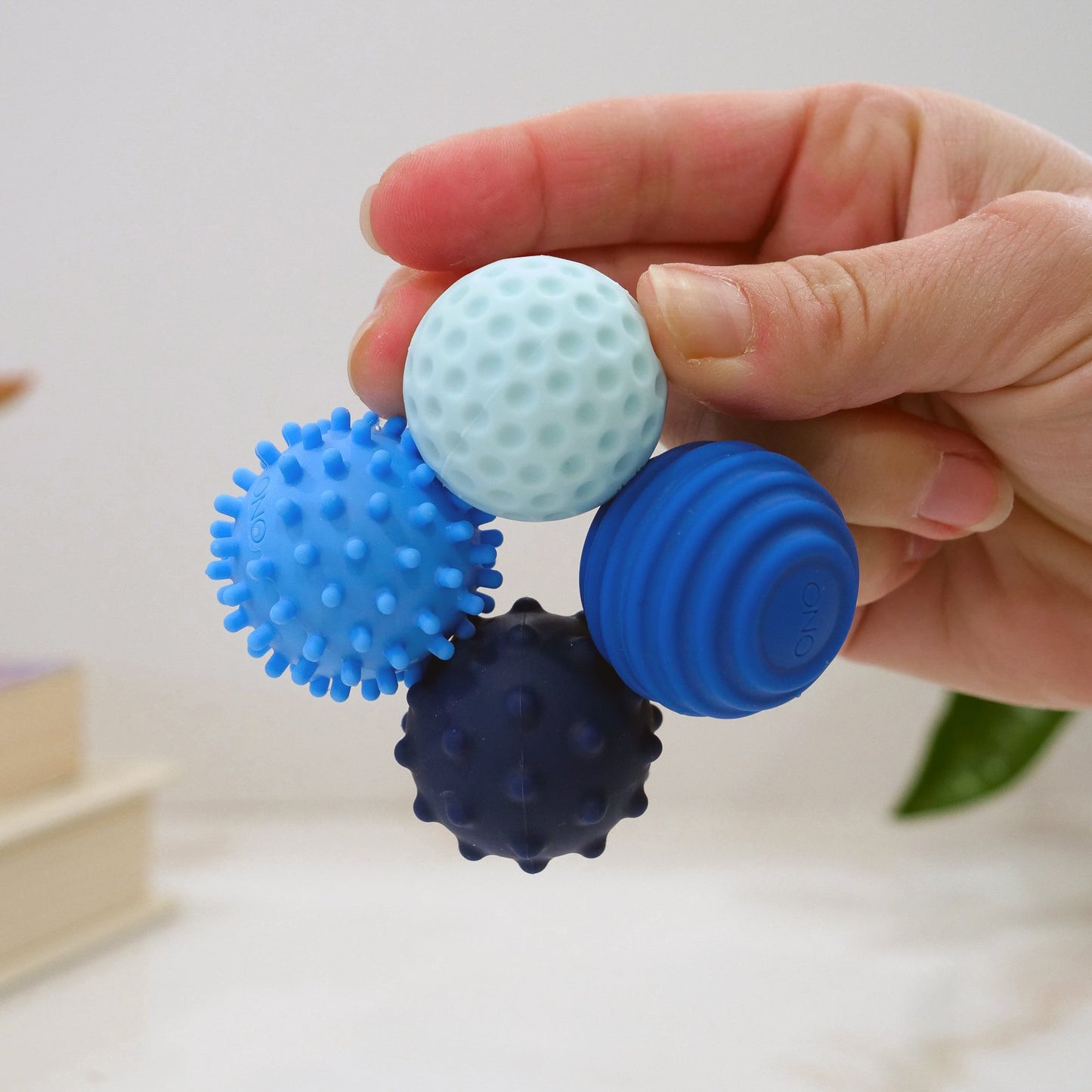 YNSOLAB Silicone Magnetic Fidget Balls Tactile Sensory Stress Relief Desk Toys