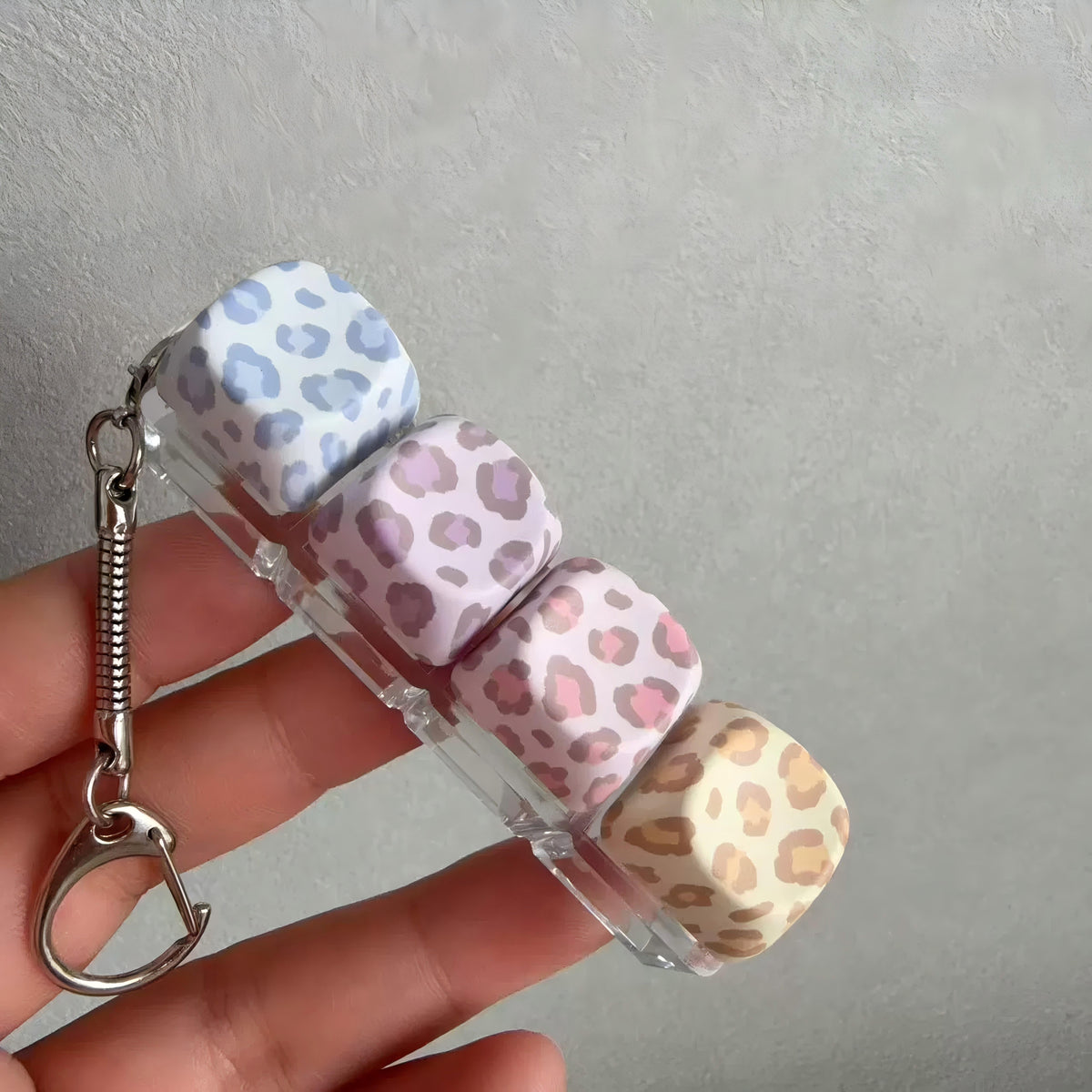 LYNSOLAB Y2K Keyboard Clicker Fidget Toy - Portable Keychain Stress Relief